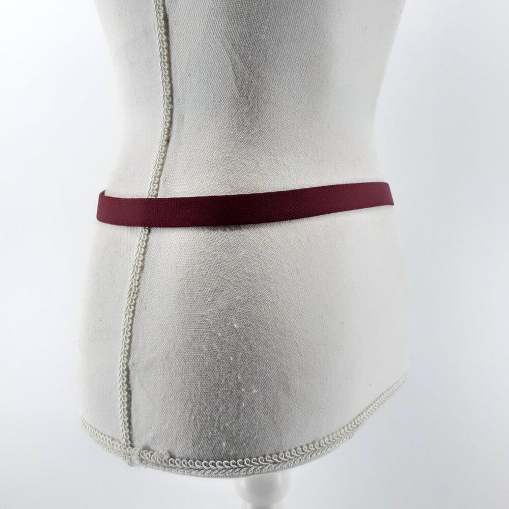 Koret City Blues Red Burgundy Cinch Stretched Skinny Belt One Size Magnet Lock - Picture 8 of 10